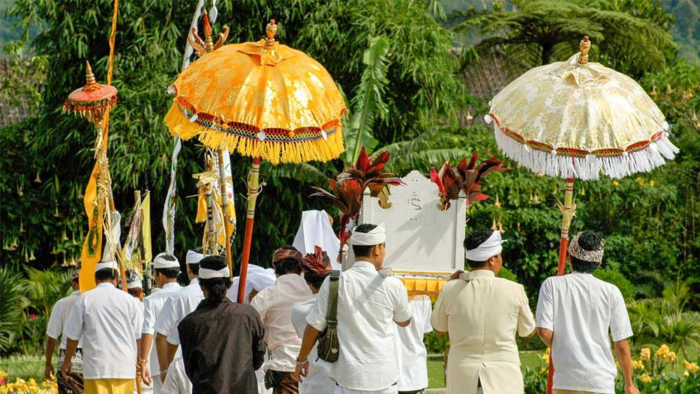 See Balinese Ceremonies